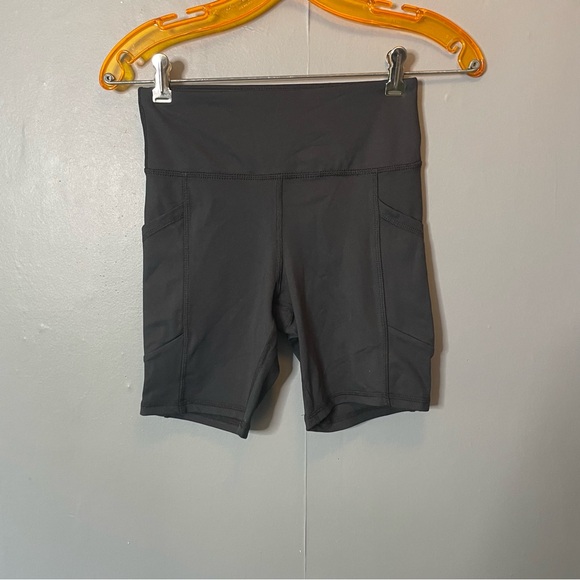 Balance Collection Pants - Balance collection black biker shorts with pockets 6.5” inseam size small